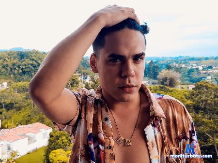richard-bonnd flirt4free performer VIVE AL MAXIMO