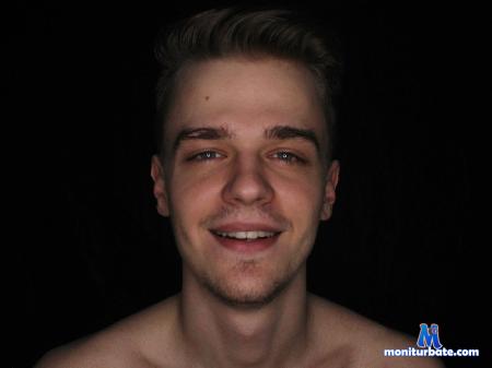 tyler-diorr flirt4free performer Hello everybody! My name is Tyler I am 22 years old, I live in Germany. I am a young guy 