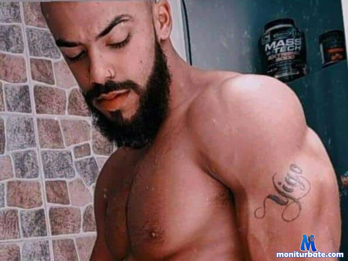 tom-ducatty Flirt4free performer Feet Nipple Play Student/Teacher Handcuffs Nipple Clamps Coach/Trainee Training Smoking Food