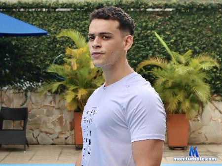 liam-rosetti flirt4free performer Strength. Passion. Mind. Let's live the moment