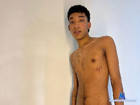 lucas-ranger flirt4free performer Boy with great attributes with the desire of Divertise