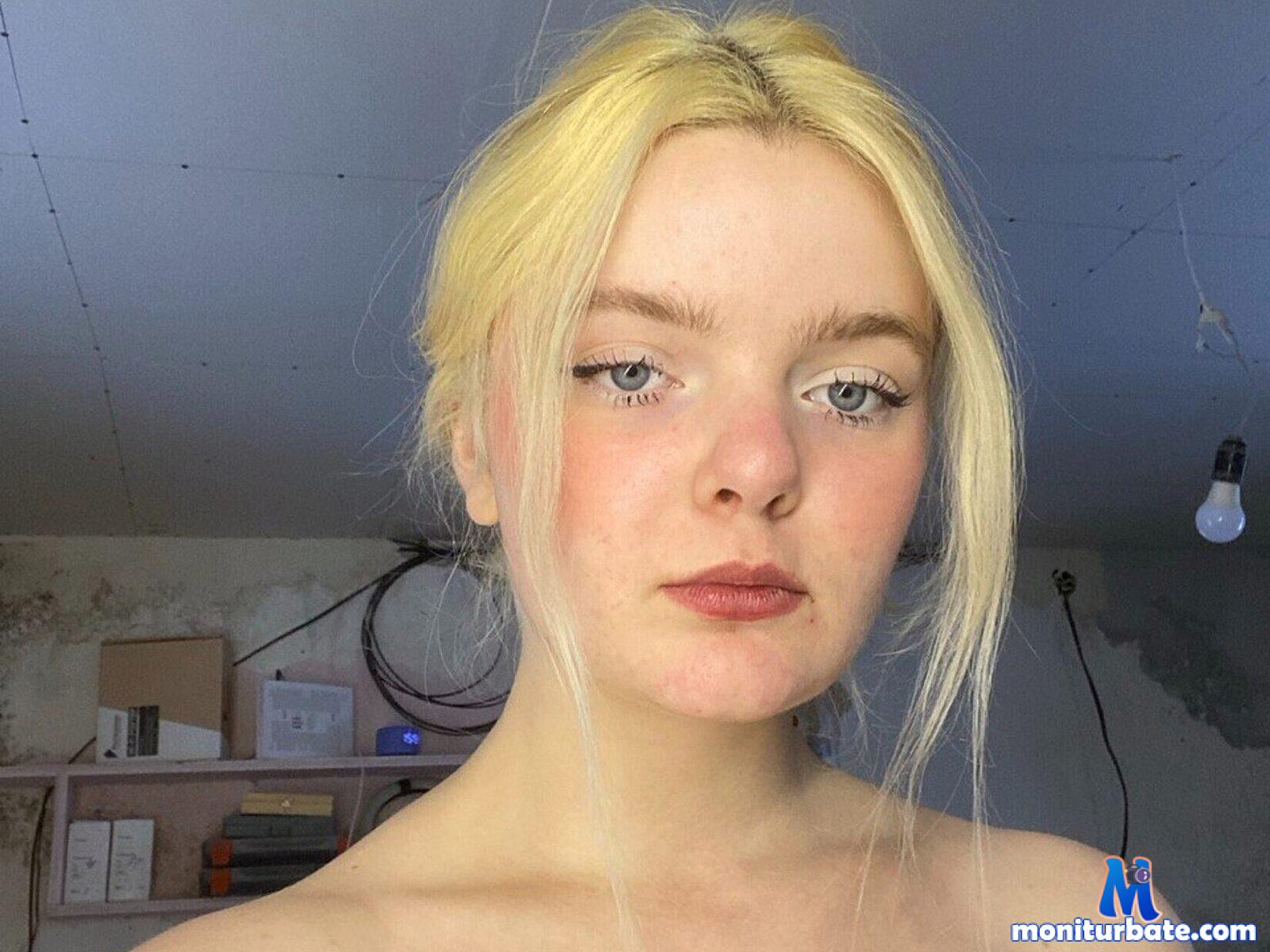 shanti-sievertsen Flirt4free performer 