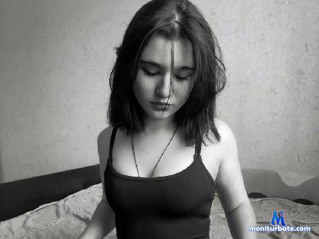 madge-buoy flirt4free performer Hi sweet! we want play! Play with us pls!