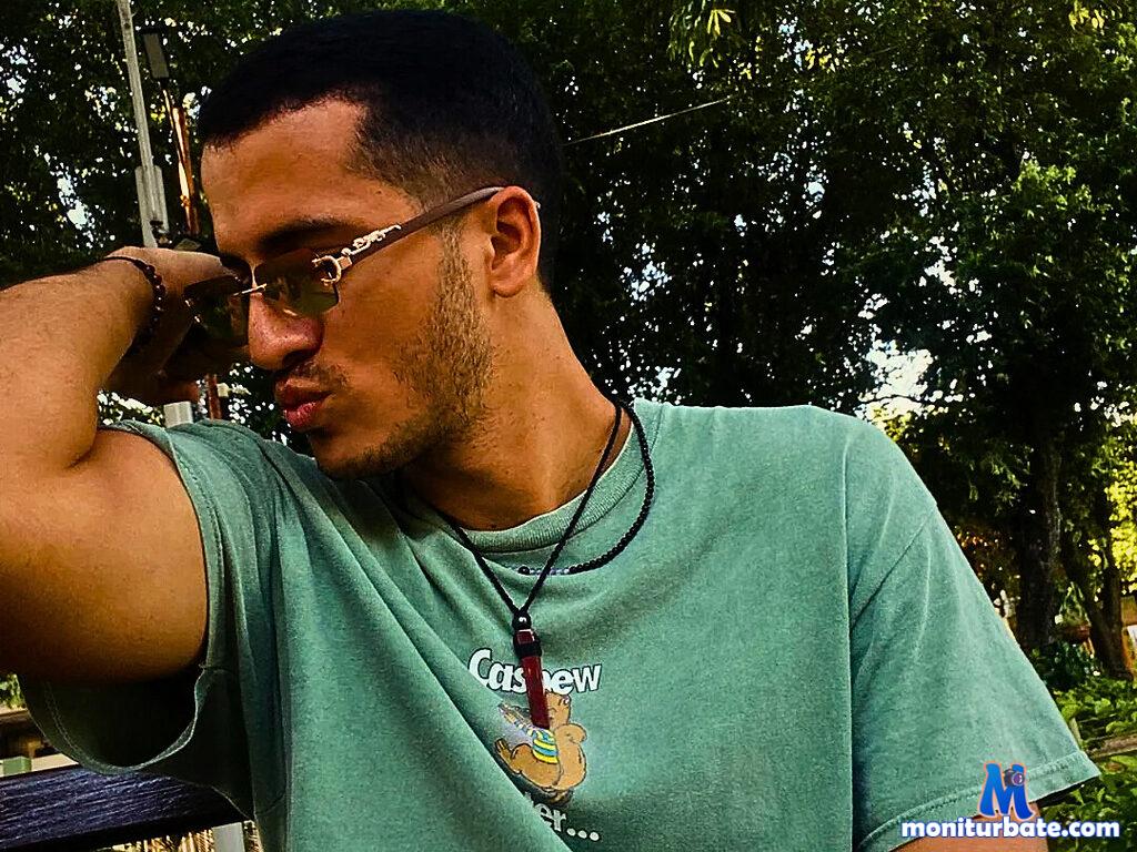 alessandro-costa Flirt4free performer Nipple Play Dirty Talk Master / Slave Prisoner/Guard Student/Teacher Jerk off Instruction Handcuffs Nipple Clamps Slaves Bad Cop/Good Cop Legs Training Smoking Muscle Worship