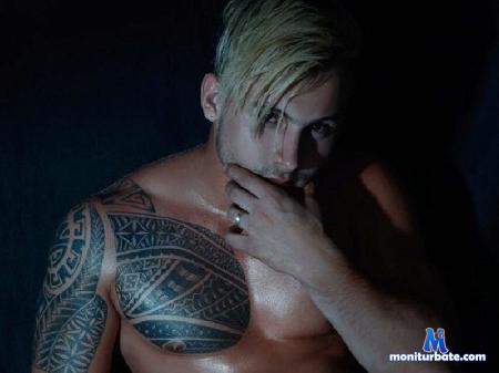 andrey-g flirt4free performer I am a new boy on the web, and I like hot things. !!!