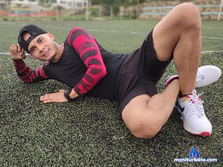 sebastian-mac flirt4free performer Hey guys! Welcome to my room I am a Latino boy I like the dialogue 