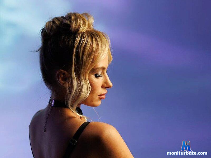 raelene-heitmeyer Flirt4free performer Nipple Biting Nipple Play Dirty Talk Student/Teacher Vibrator Cock Teasing Handcuffs Cheerleader/Jock Coach/Trainee Cosplay Rimming