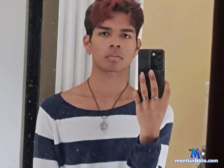 marcus-countre flirt4free performer Dejemos que la lujuria se apodere de nuestros cuerpos y decida nuestros pasos 