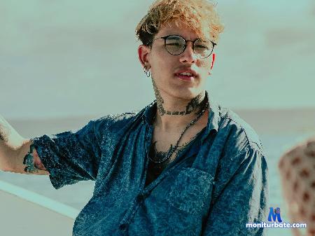ramses-bosh flirt4free performer I am the forbidden pleasure that you cannot resist 