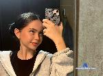 ellette-eady flirt4free livecam show performer Hi sweet! My name is Casey! Its my first day here! Lets play:)
