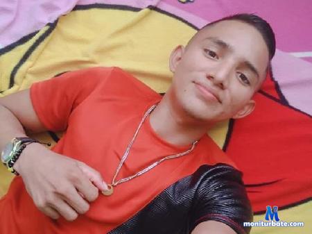 cosmo-turner flirt4free performer welcome to my room