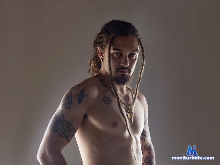 liam-lionn flirt4free performer Lose yourself in my eyes and you will find the way.