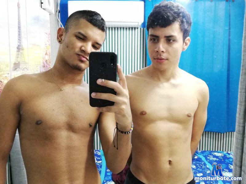 stuard-hot-and-crix-hot Flirt4free performer 