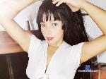 romina-walton flirt4free livecam show performer Lets party guys!