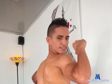 owen-robert flirt4free performer A sexy slim seductive body and a very versatile mindset is what I have for you