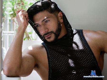 damian-jake flirt4free performer I really enjoy posing for the cameras and being myself. We can have fun here!