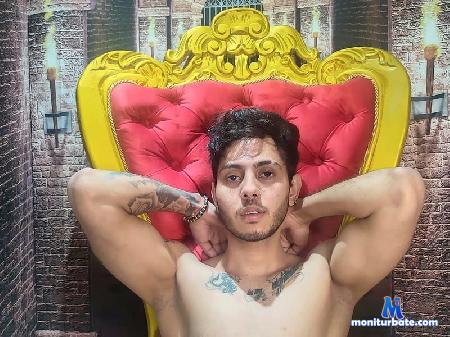 jake-bossio flirt4free performer Im a very outgoing and handsome men who loves to experiment diferent sensations 