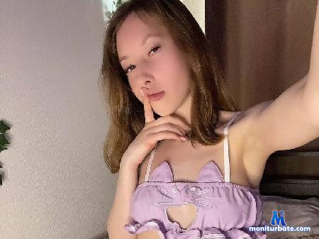 candy-floss flirt4free performer I'm Sofia and an aspiring model, help me get comfortable and show my naughty side♥