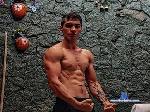 castle-mike flirt4free livecam show performer I am an athletic man with many sports skills, I am going to have fun here with you with good muscle 