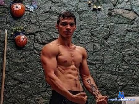 castle-mike flirt4free performer I am an athletic man with many sports skills, I am going to have fun here with you with good muscle 