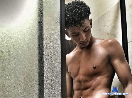 michael-pervert flirt4free performer I am a funny boy and charismatic athlete 