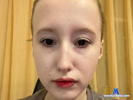 albertine-lockie flirt4free performer Hi sweet! we want play! Play with us pls!