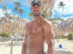 edwar-brown flirt4free livecam show performer Muscular, sexy, and confident. a man who knows how to treat you right.