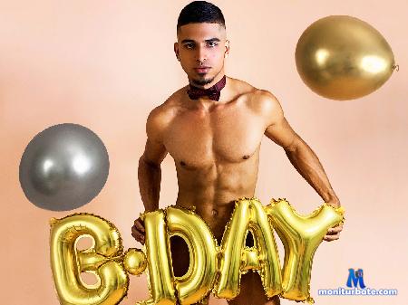 miguel-sanz flirt4free performer Hot boy with a big surprise