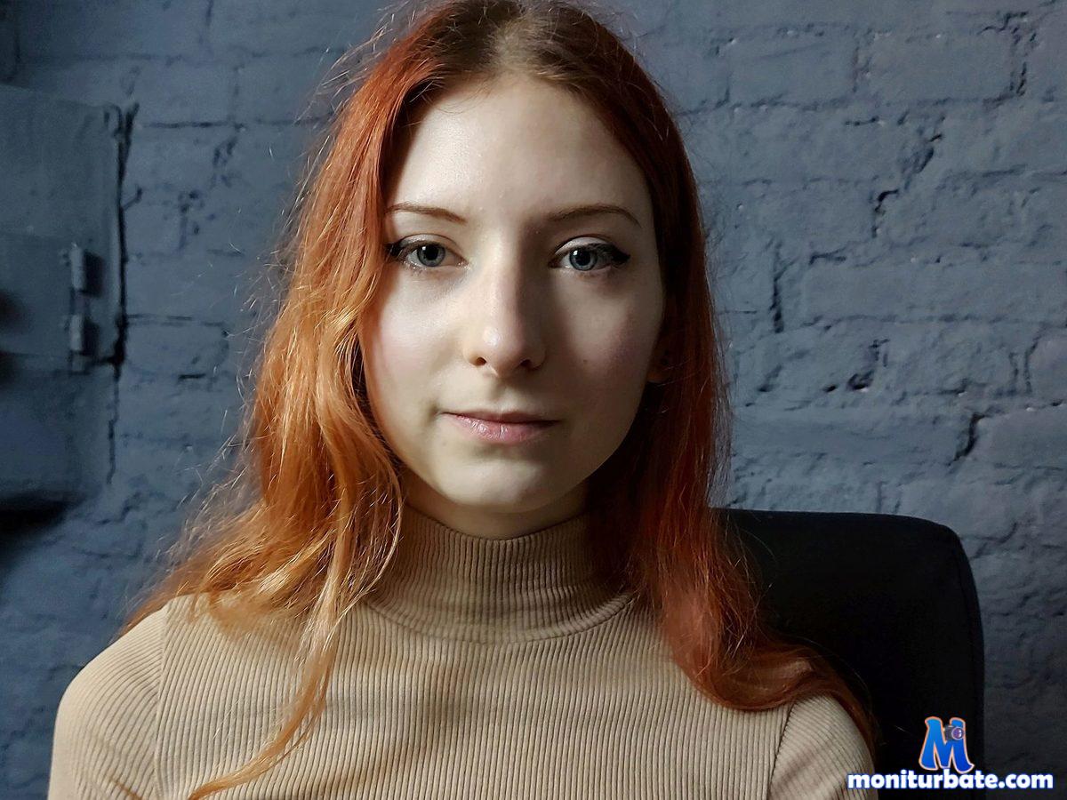 april-foxy Flirt4free performer 