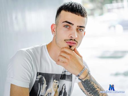 douglas-mills flirt4free performer Sweet twink here to have some fun and fulfill your deepest desires