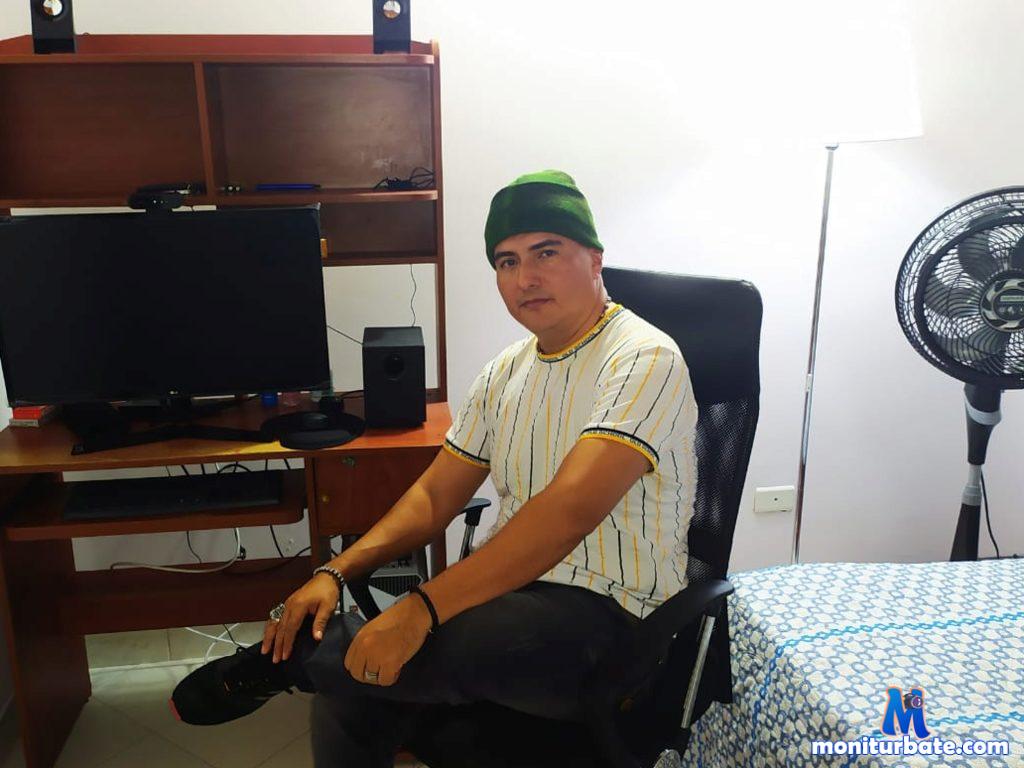 william-bright Flirt4free performer 