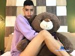 santi-vlez flirt4free livecam show performer 