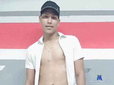 toms-grey flirt4free performer A very funny boy with good sense of humor wanting to spend it very well (devil)