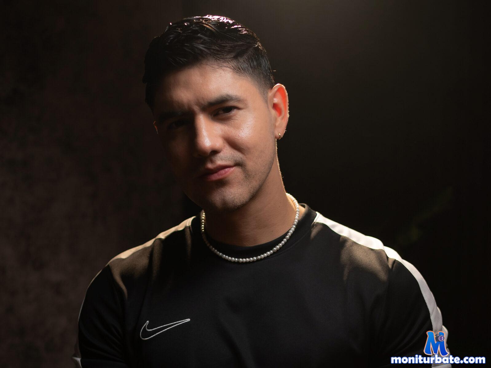 tiago-mcpal Flirt4free performer 