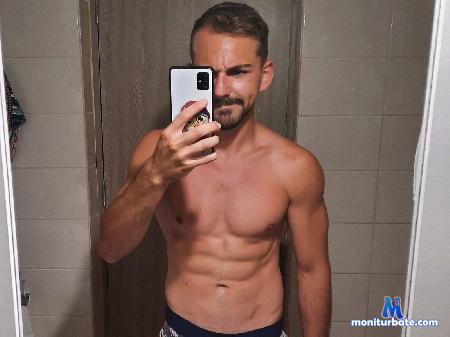 nick-tysons flirt4free performer I`m very playful and exciting. I love to tease! I like letting someone watch me