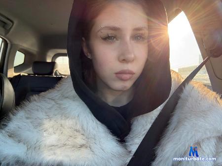 estell-golie flirt4free performer Hi sweetie. let's play a little together?