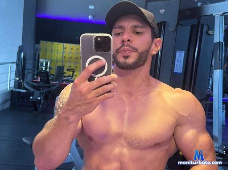 robert-hunk flirt4free performer   a lot of muscle to play! readys?