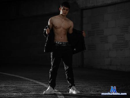 thomas-wise flirt4free performer Hey, this is Thomas your next favorite streamer!! This amuses me  DVI