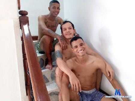julian-and-nicolas-and-david flirt4free performer 