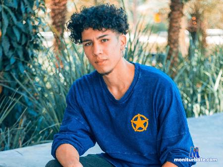 calvin-carson flirt4free performer Hi guys welcome to my room