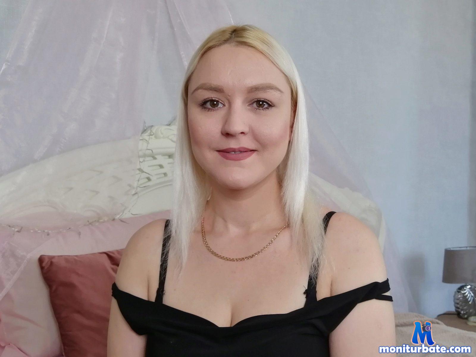 chloe-owen Flirt4free performer Nipple Play Dirty Talk Vibrator Butt Plug Cock Teasing Spanking