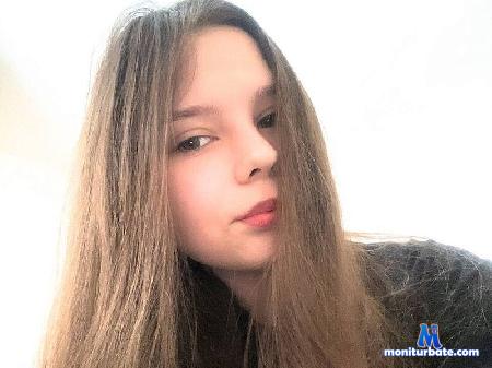 primrose-gorbett flirt4free performer Hey! I'm Kaith :) Help me decide is this a right place for me ?