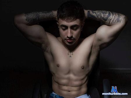 dantte-rey flirt4free performer I am a boy with an athletic body, with charisma and a good personality, feel comfortable with me.