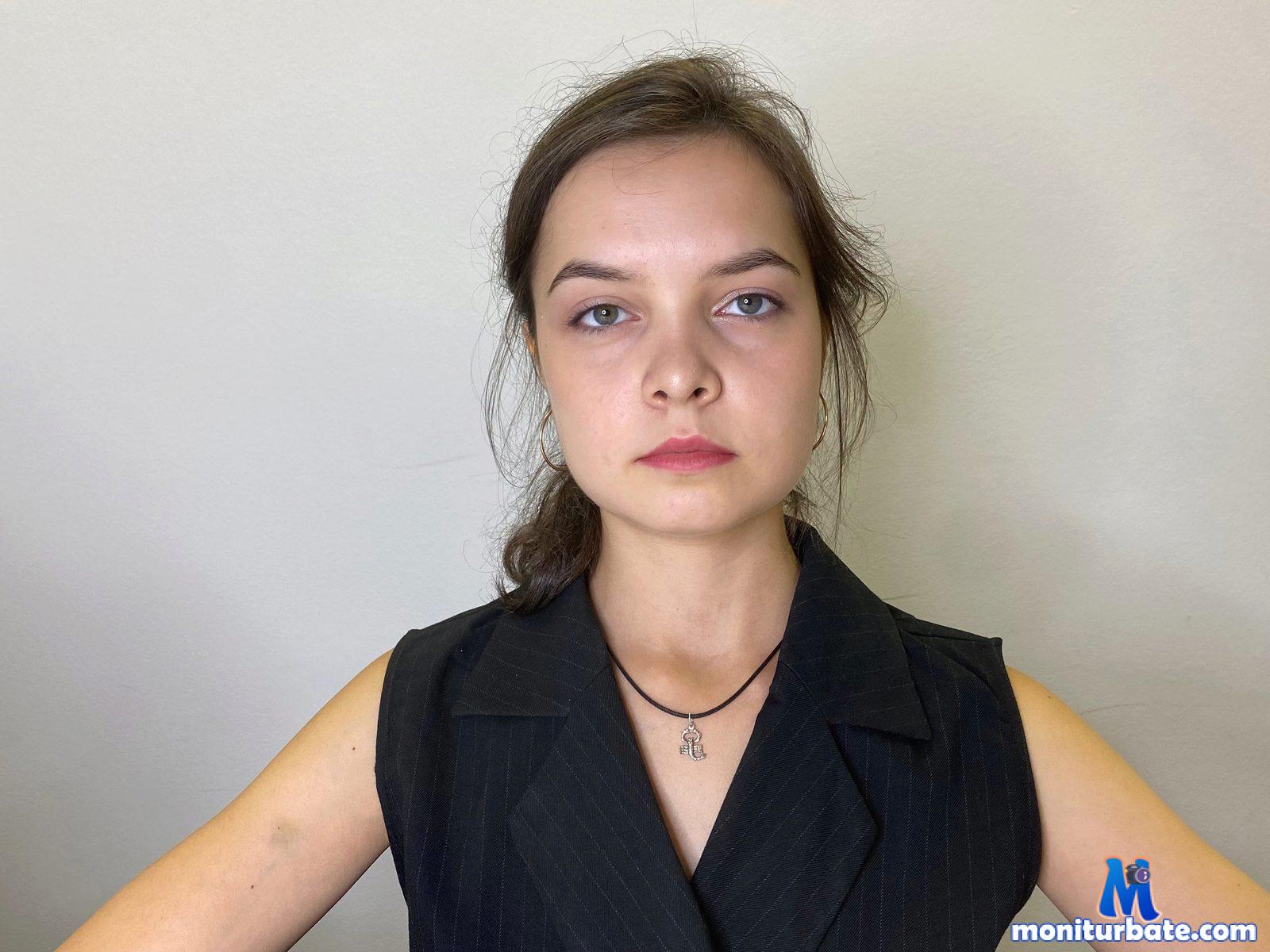 victoria-giell Flirt4free performer 