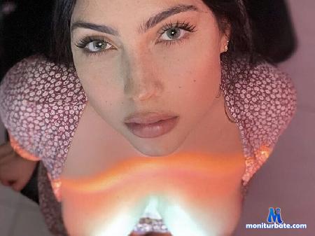 sarah-mcmiller flirt4free performer I know what you want and I know that I can please you, let me show you the way to get together to fe