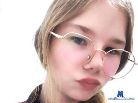 maragaret-countryman flirt4free performer Hi sweet! we want play! Play with us pls!