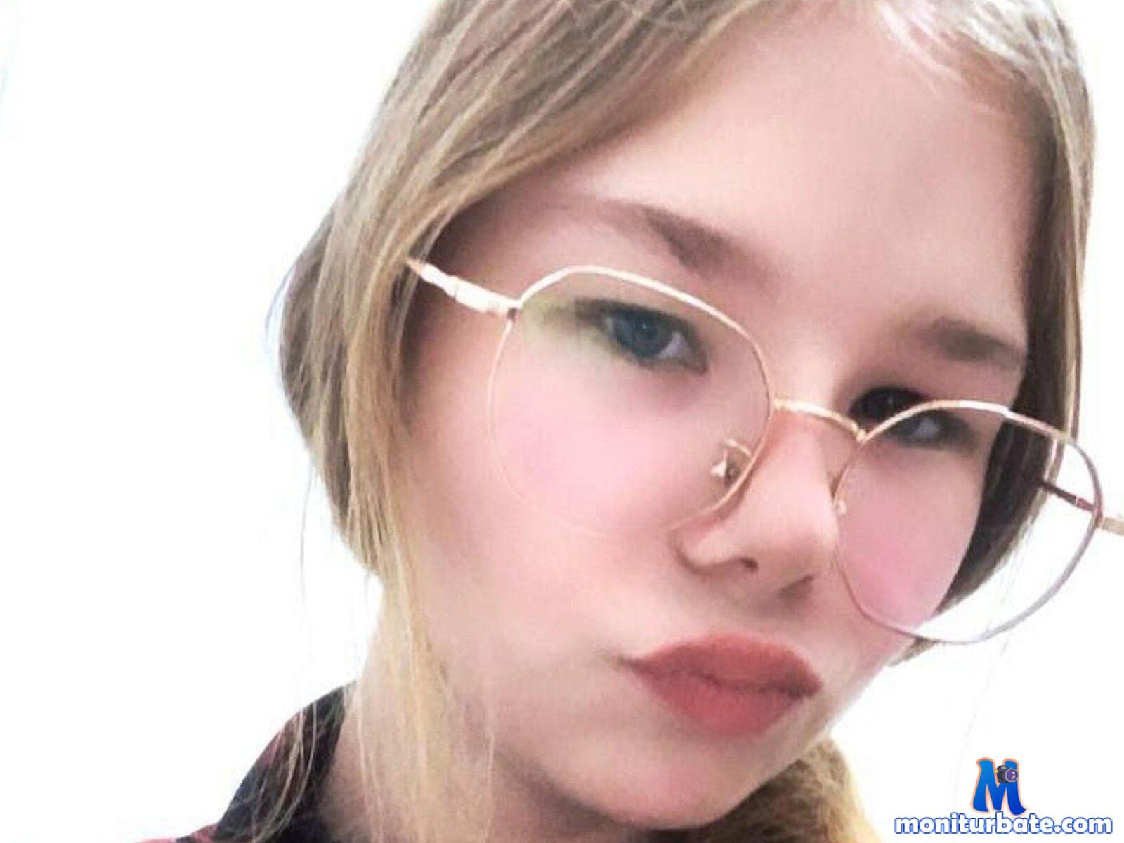 maragaret-countryman Flirt4free performer 