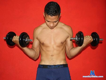 kristoper-hot flirt4free performer hot latin 22 cm of cock for you