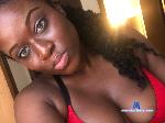 queen-e flirt4free livecam show performer Wanna party with the Queen?