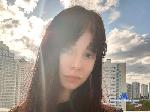 kira-novak flirt4free livecam show performer hi